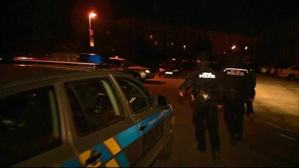 Noční policejní zásah